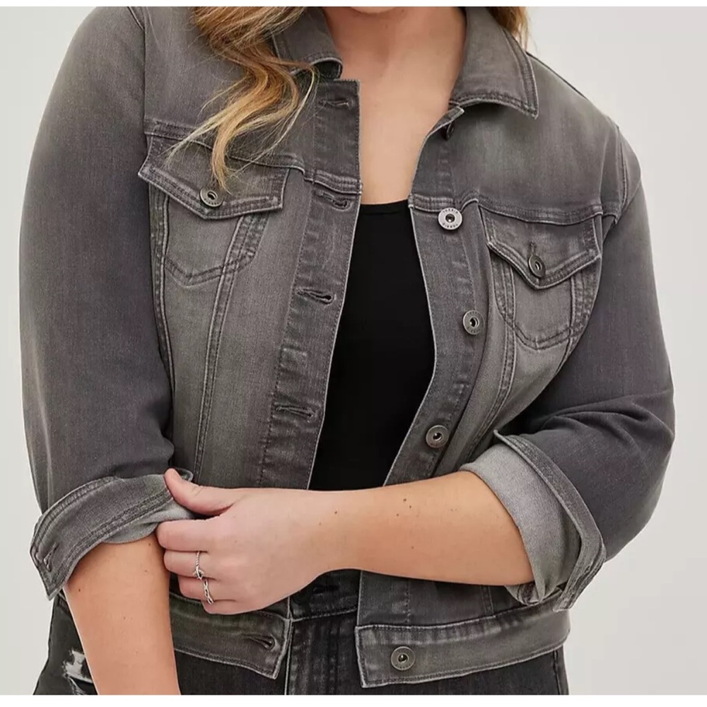 NWT Torrid Trucker Jacket Super Soft Denim in size 1X